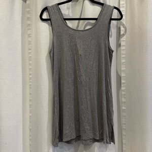 Cable & Gauge Long Gray Sleeveless Tank Top Medium